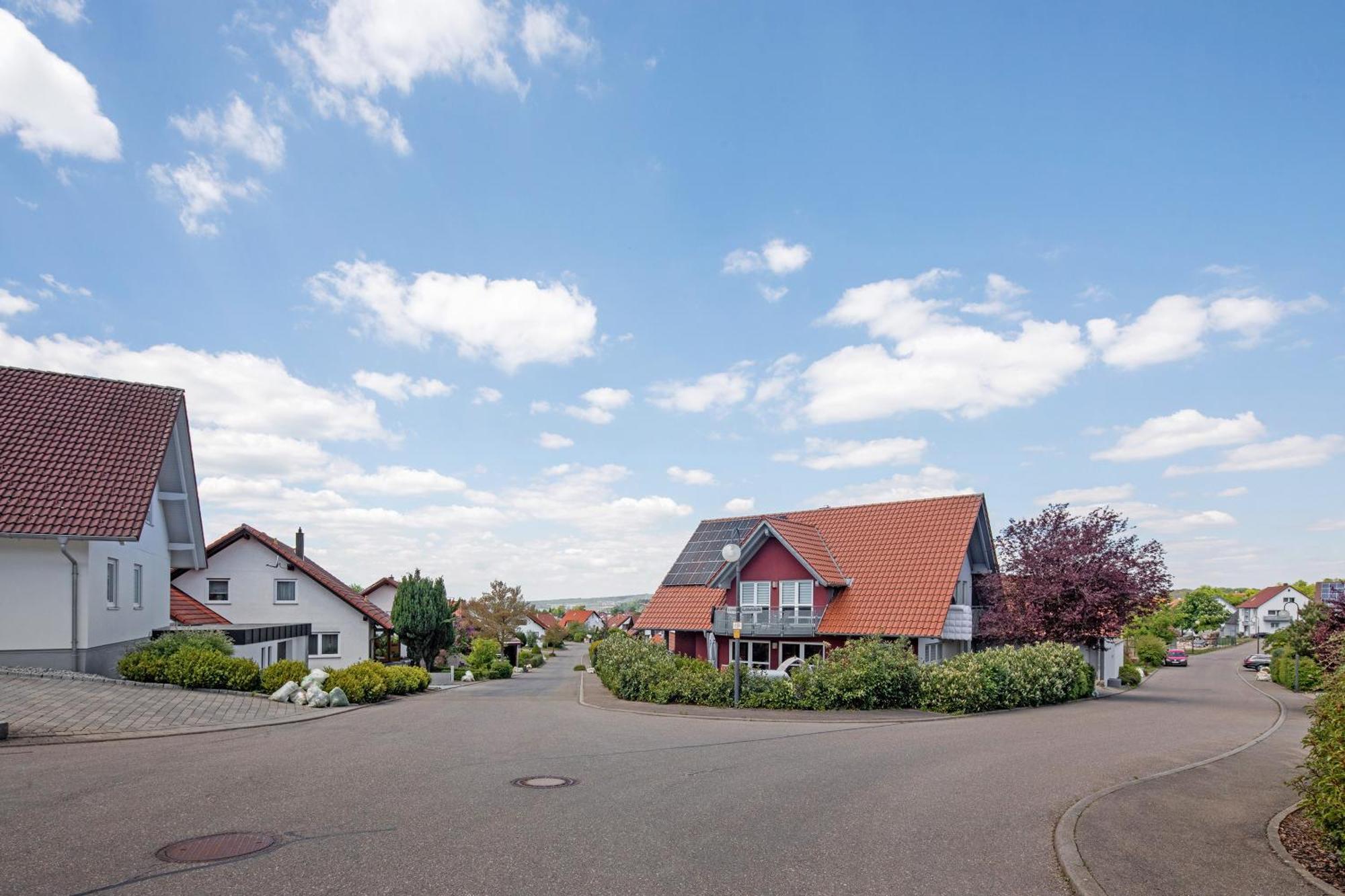 Ferienwohnung Emilia, 36Qm Münsingen Kültér fotó